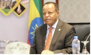 السفير يؤكد على ضرورة تكريم الوطنيين الذين بذلوا جهودا لسيادة إثيوبيا