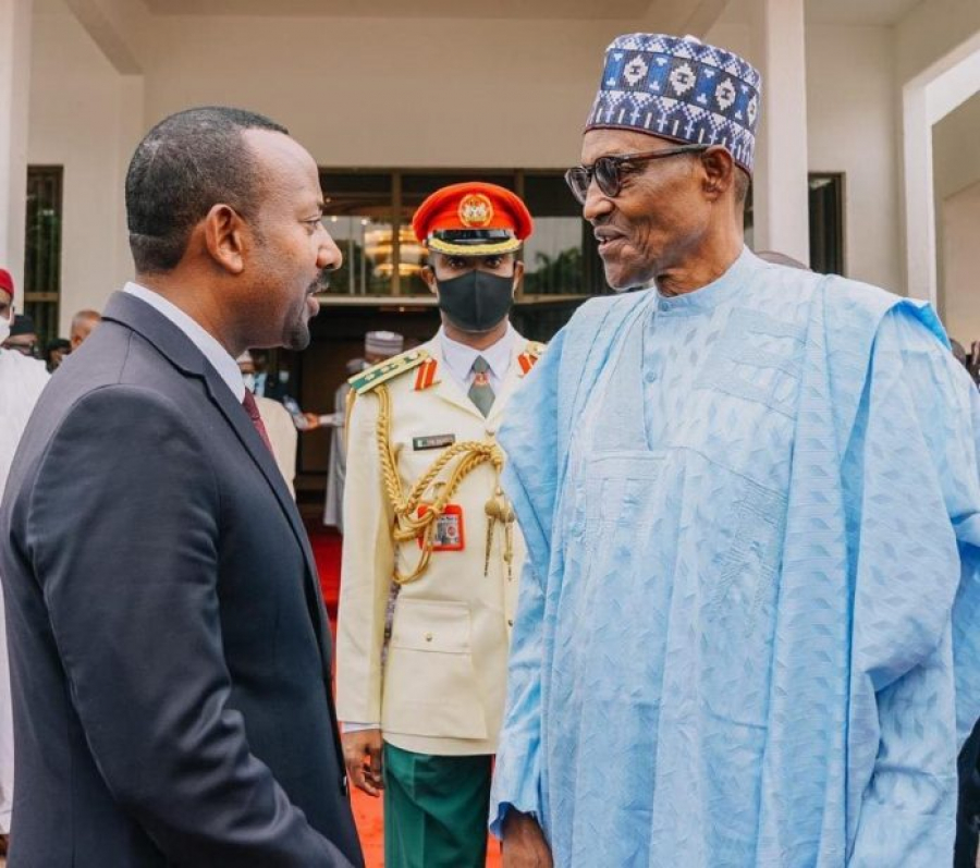 الرئيس النيجيري يرحب ترحيبا حارا برئيس الوزراء أبي أحمد
