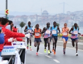 العداؤون الأثيوبيون يحصدون 4 ميداليات في ماراثون اسطنبول