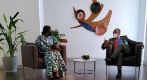 وزير الدولة بوزارة الخارجية يجتمع مع وزراء خارجية الدول الأفريقية في داكار