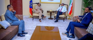 وزير الدولة للشؤون الخارجية يجري محادثات مع رئيس أرض الصومال