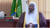 رئيس المجلس الأعلى للشؤون الإسلامية يحث المسلمين على تحدي محاولات الانقسام وتعزيز الوحدة
