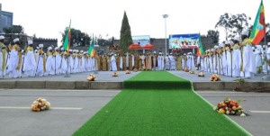 المسيحيون الإثيوبيون يحتفلون بشعلة &quot;ديميرا&quot; عشية عيد مسقل