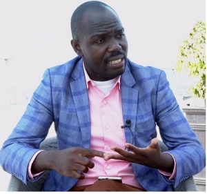 صحفي أغندي : الفظائع والدمار الذي ارتكبته الجماعة الارهابية غير إنساني