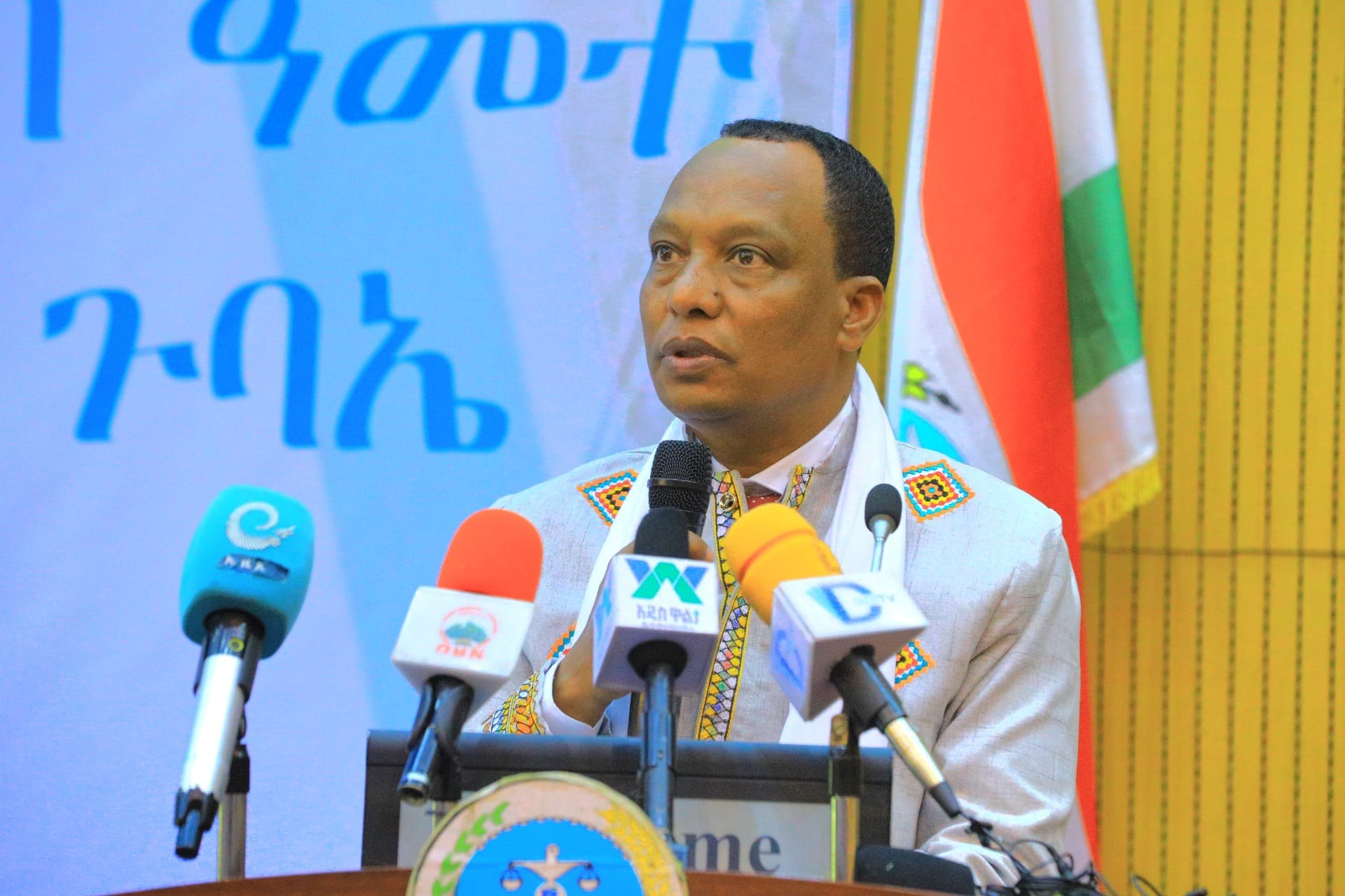 የትራንስፖርትና ሎጀስቲክስ ዘርፉን የማዘመን ተግባር ትኩረት አግኝቷል - ሚኒስትር አለሙ ስሜ(ዶ/ር) - ኢዜአ ...