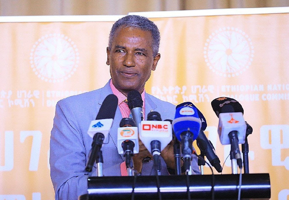 ከውስብስብ ችግሮች መላቀቅ የምንችለው በሰለጠነ መንገድ መመካከርና መተባበር ስንችል ነው -ኮሚሽነር ዮናስ አዳዬ ...