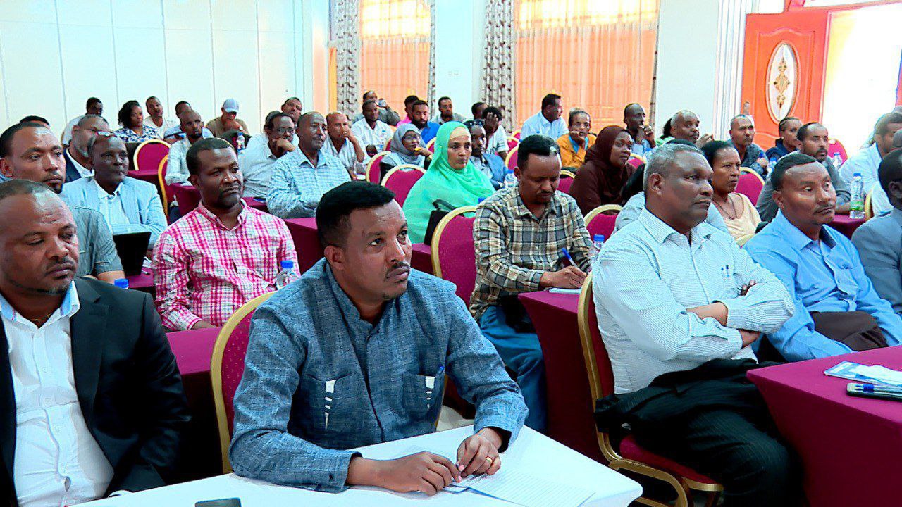 በሀገሪቱ የሰፈነውን ሰላም በዘላቂነት አፅንቶ የማስቀጠሉ ተግባር የሕዝቡን ተሳትፎ በማጎልበት ይጠናከራል ...