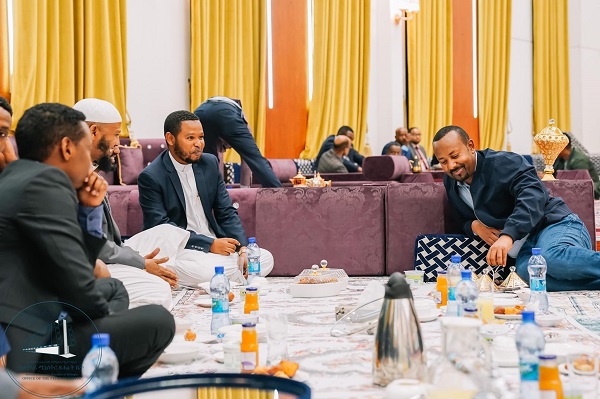 PM Abiy Hosts Iftar Dinner for Ethiopian Returnees From Saudi Arabia
