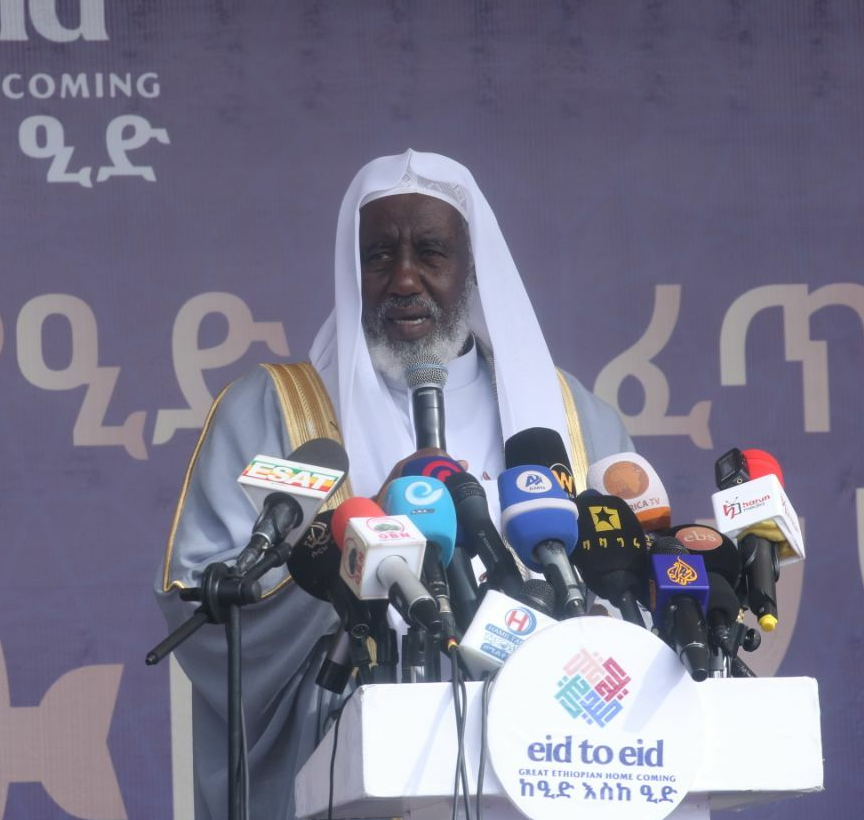 Islamic Affairs Supreme Council President Urges Muslim Followers to Consolidate Peace, Unity