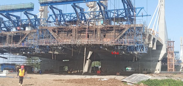 Premier Visits Abbay River Bridge Project in Bahir Dar