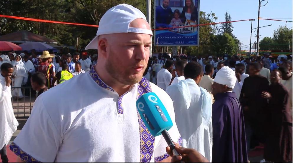 Guruh seks hamshira porno